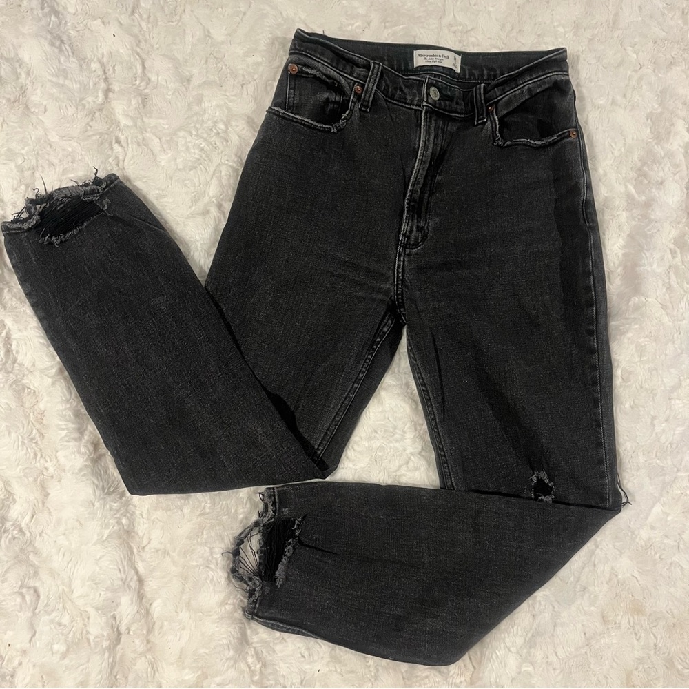 Abercrombie & Fitch The Ankle Straight Ultra High Rise Jeans in Distressed Black - Picture 5 of 16